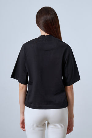 Baskı Detaylı Yüksek Yaka Oversize Kadın T-shirt - Siyah