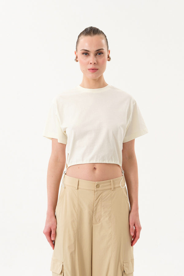 Belden Ayarlanabilir Lastikli Bisiklet Yaka Crop Kadın T-shirt - Ekru